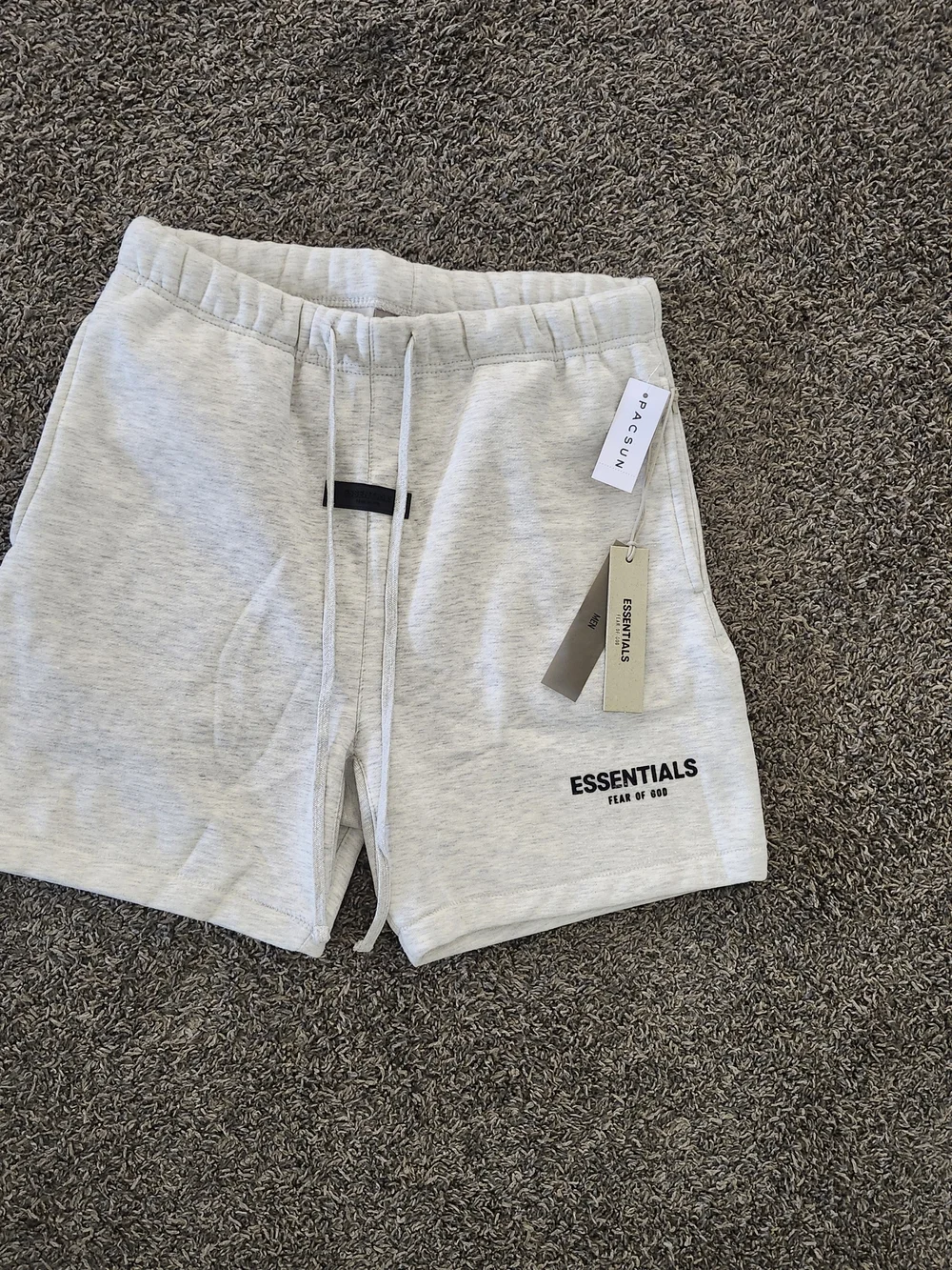 Essential Shorts - Light Oatmeal